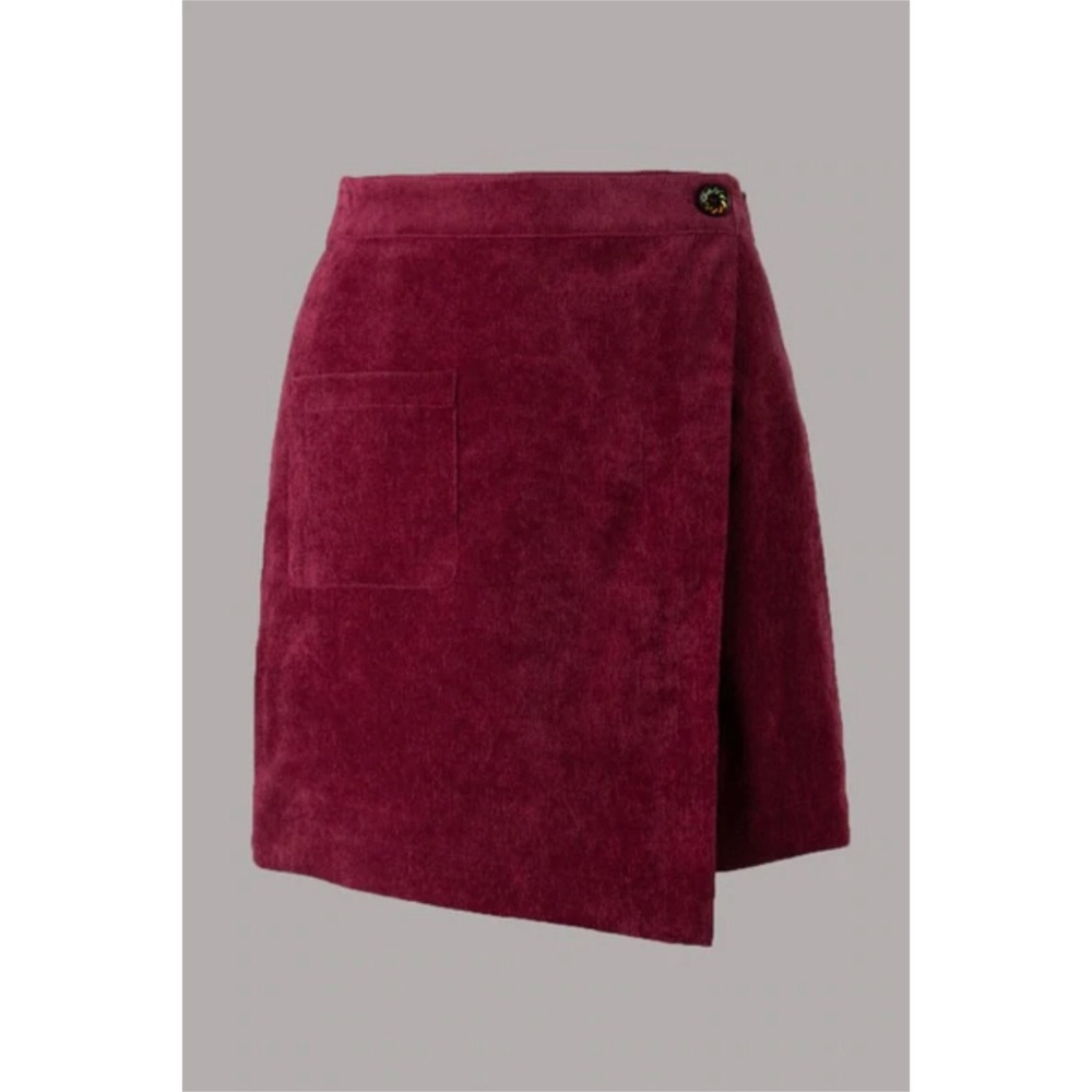 Corduroy mini skirt